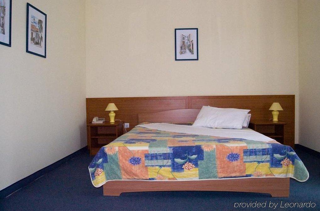 Hotel Arcus Residence Медулин Экстерьер фото