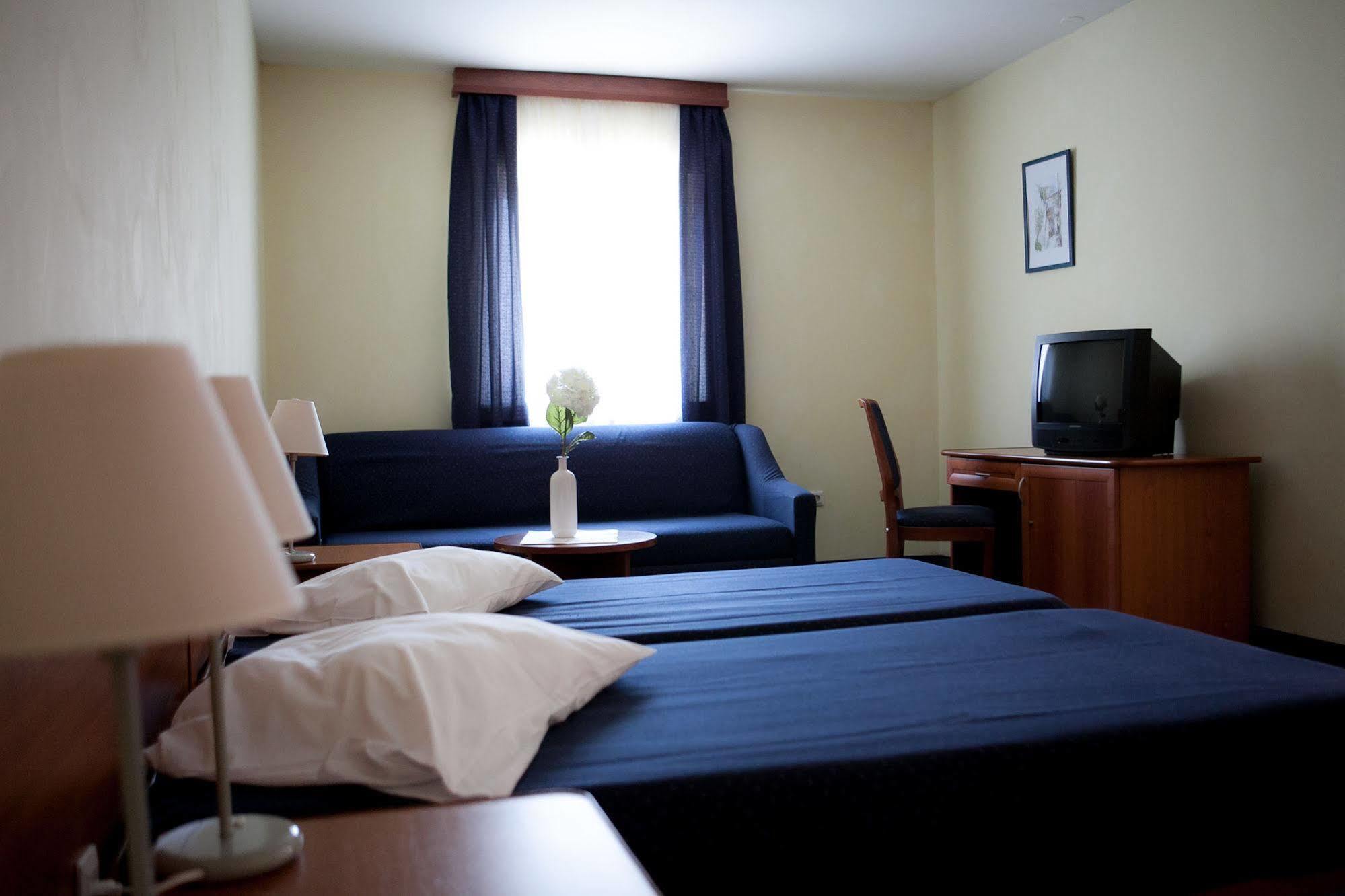 Hotel Arcus Residence Медулин Экстерьер фото